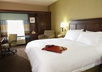 Hampton Inn & Suites Понка-Сіті Екстер'єр фото
