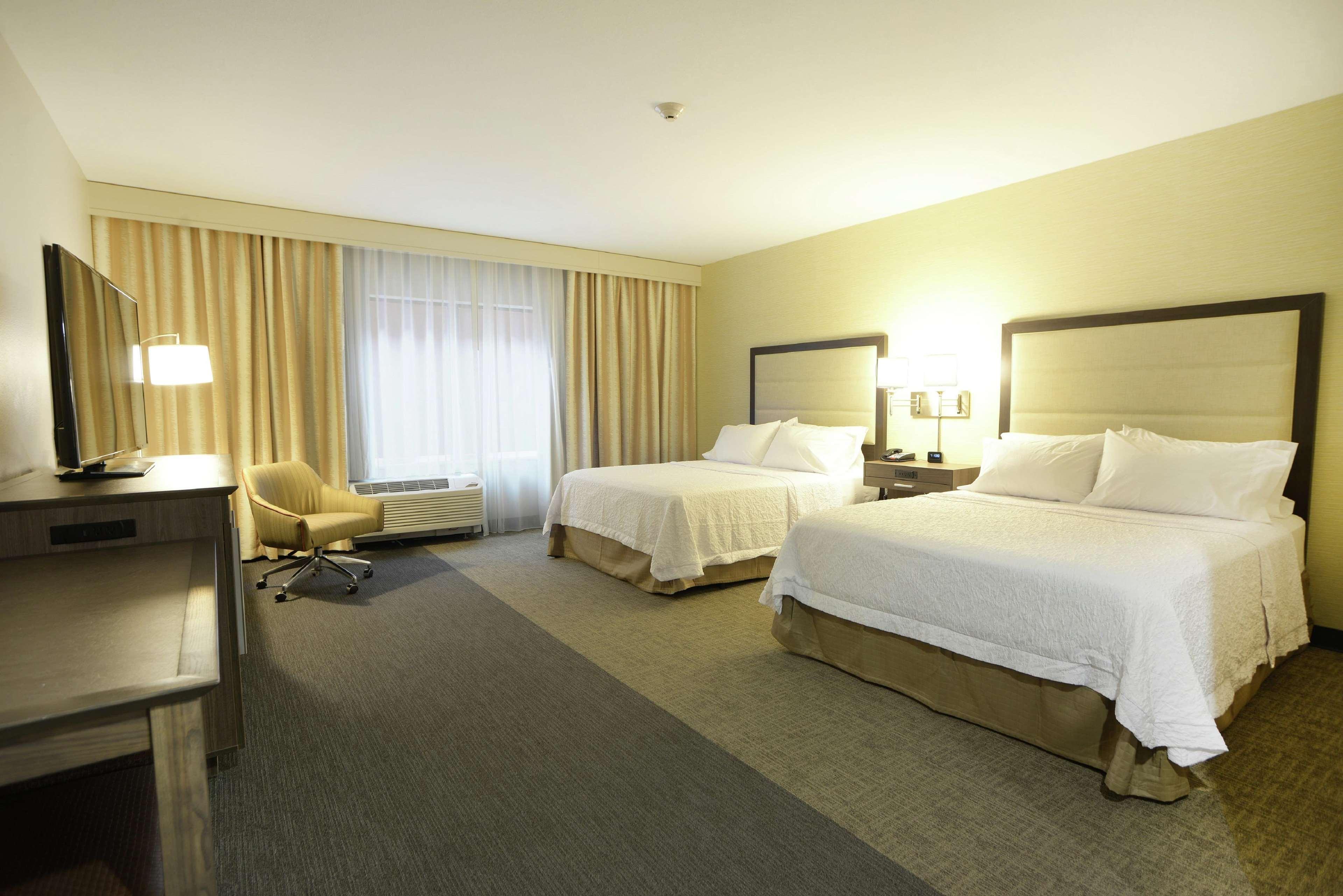 Hampton Inn & Suites Понка-Сіті Екстер'єр фото